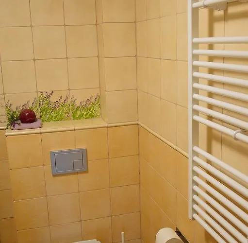 Lavandula בית הארחה פלאנגה