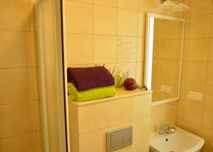 Lavandula בית הארחה 3*